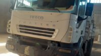 Iveco Trakker (T-380) 1998 is a truck for use in construction and off-road. Externally Long Vehicles