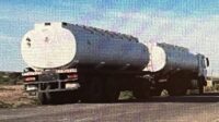 Sino Howo Fuel Tanker (371) 2021 (ማንዋል ማርሽ ነዳጅ ማጓጓዣ ቦቴ 9.7 ሊትር ያልተከፈለ) is large vehicles