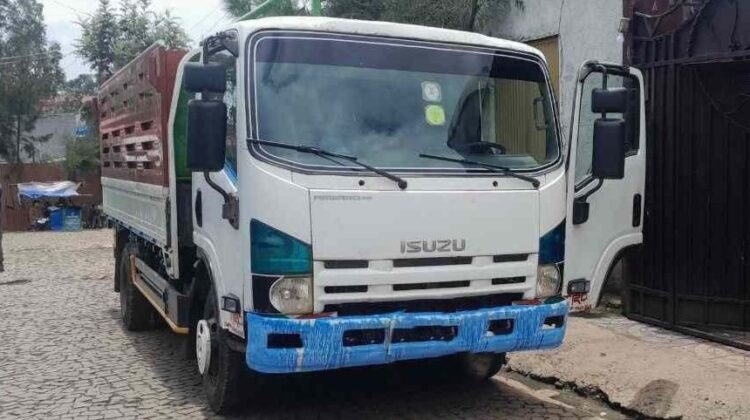 Isuzu Elf/ N-Series (R200) 2012 is a range of light medium duty Commercial trucks