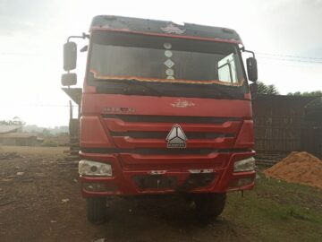 Sinotruck Howo Dump Truck 336 (LZZ5E) 2016 16 CBM 6*4 Drive