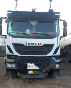  IVECO Trakker Tipper Truck 380