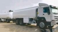 SINOTRUK HOWO Fuel Tank Truck 371 25(2023) 10 Wheels Steel Structure Tanker