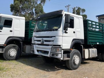 SINOTRUK HOWO Lorry Truck 400 (2024) HP 6×4 Fence Cargo Truck Logistics Transportation