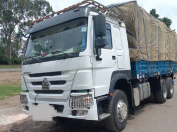 SINOTRUCK Cargo Truck 2021 Is 6×4 371hp Trailer Truck