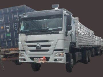 SINOTRUK HOWO Lorry Truck 371 (2022) 6×4 Fence Cargo long