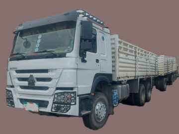 SINOTRUK HOWO Cargo Truck 371 is 2022 Trail With Semi Trail Truck