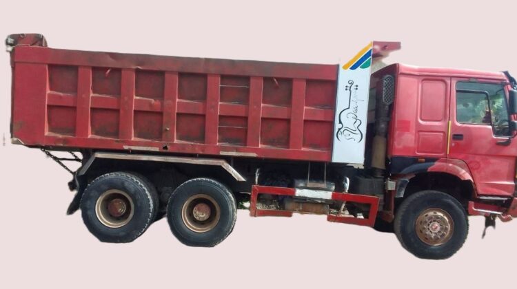 Dump truck for Sale – SINOTRUCK Howo 336 2013 6×4 Tipper